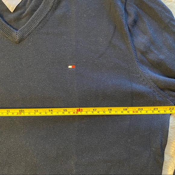 Tommy Hilfiger Men V-Neck - Picture 8 of 8